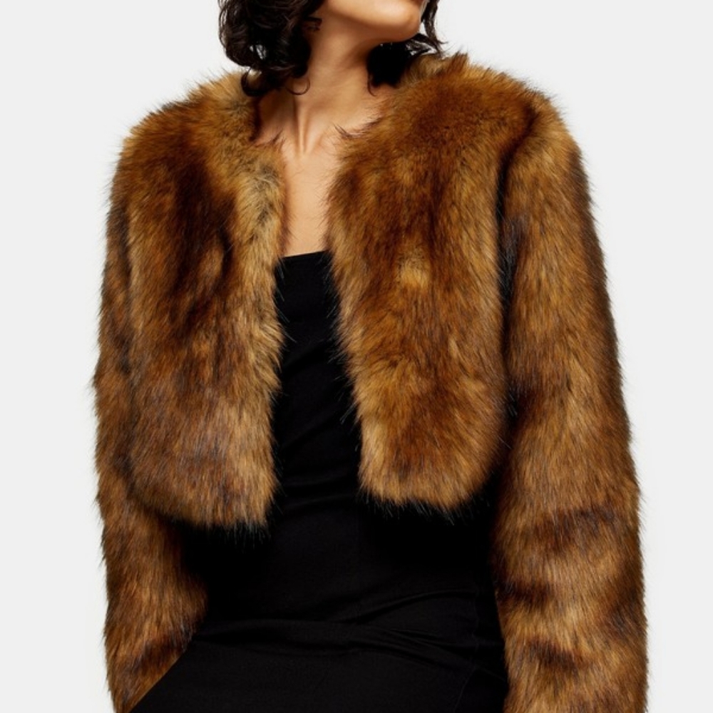 **Price Drop!!**Women's Topshop Faux Fur Crop Coat, Size 6 US Brown